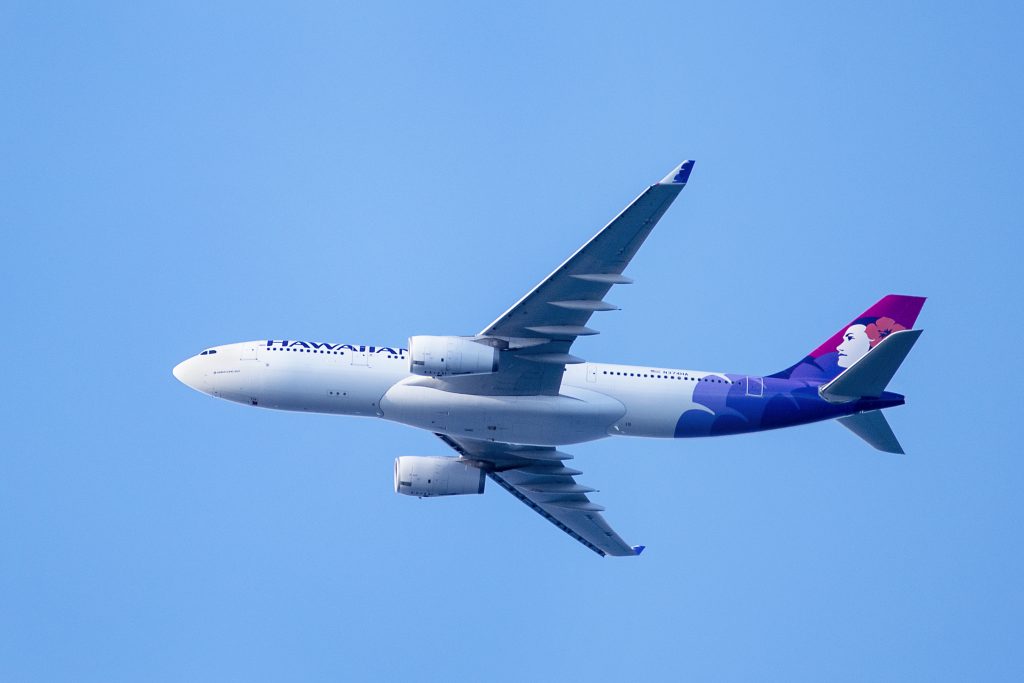 Hawaiian Airlines joins in the sale fun for Black Friday and Cyber